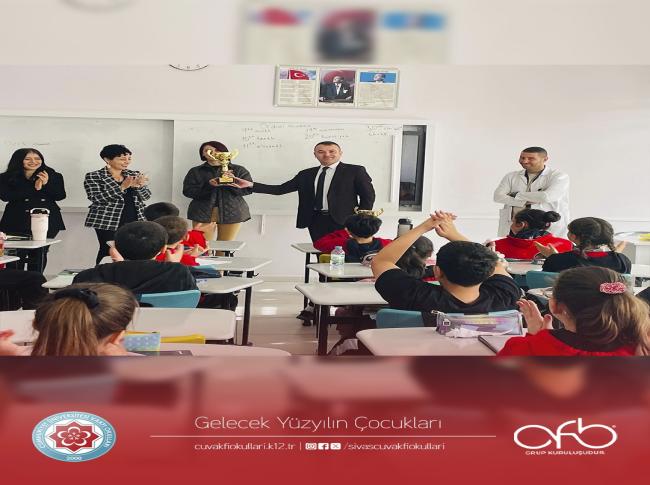 Değerler Eğitimi kapsamında, Temiz ve Duyarlı sınıflarımıza kupalarını teslim ettik. Bütün öğrencilerimizi tebrik eder duyarlılıklarının devamını dileriz...  @sivasmem #Sivas'adeğer görseli