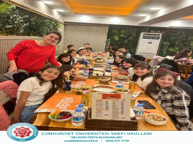 5. sınıf öğrencilerimiz ile iftar programımızdan kareler. görseli