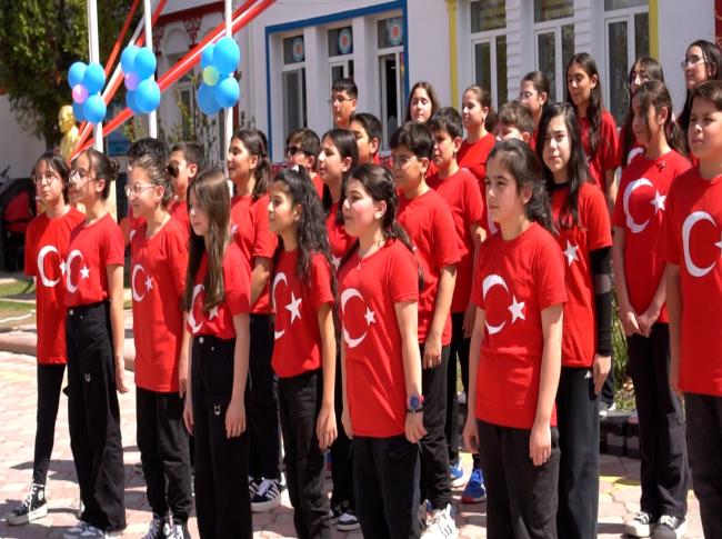 23 NİSAN KUTLAMASI görseli