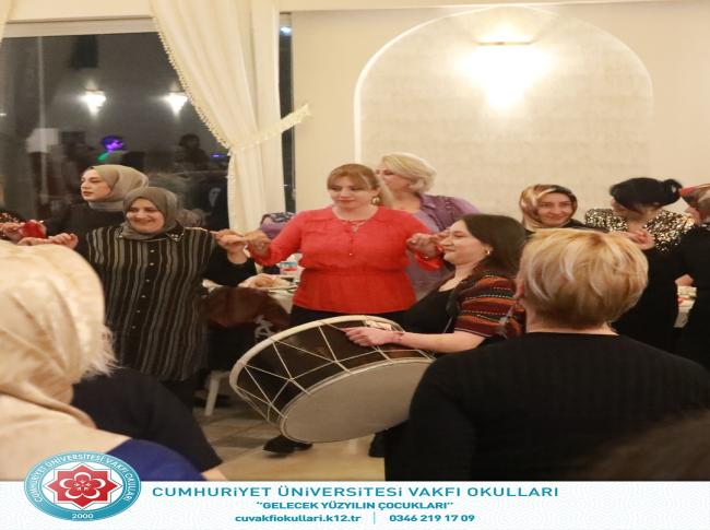 Cü Vakfı Okulları Anneler Günü Etkinliği görseli