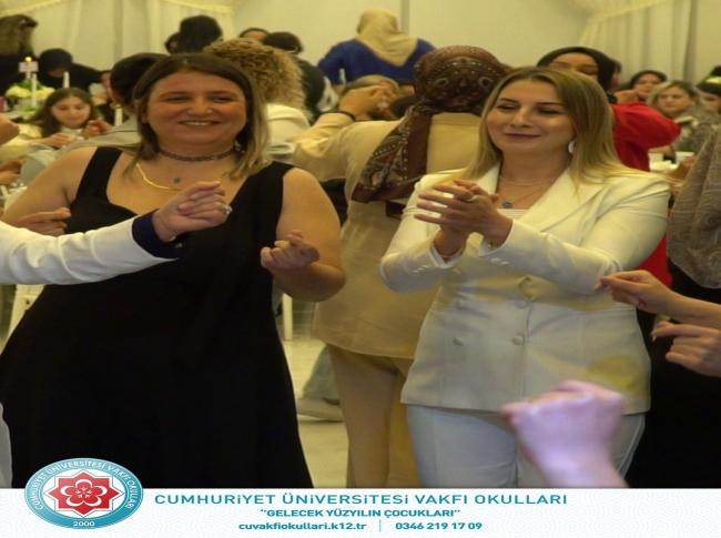 Cü Vakfı Okulları Anneler Günü Etkinliği görseli