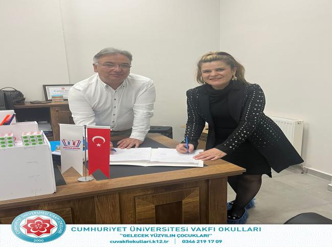 Kids Aloud Anaokulu Müdürü Özcan Doğan ile İndirim Protokolü İmzalandı! görseli