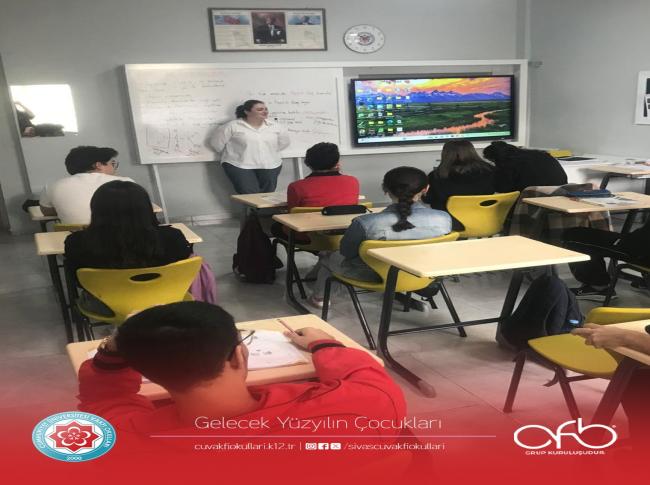 Okul psikoloğumuz Cansın Yurtsever öğrencilerimize yönelik bir söyleşi gerçekleştirdi.  görseli