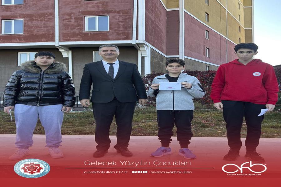 Satranç Turnuvası Şampiyonlarımız! 