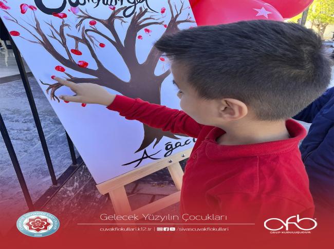 Cumhuriyet Ağacı görseli