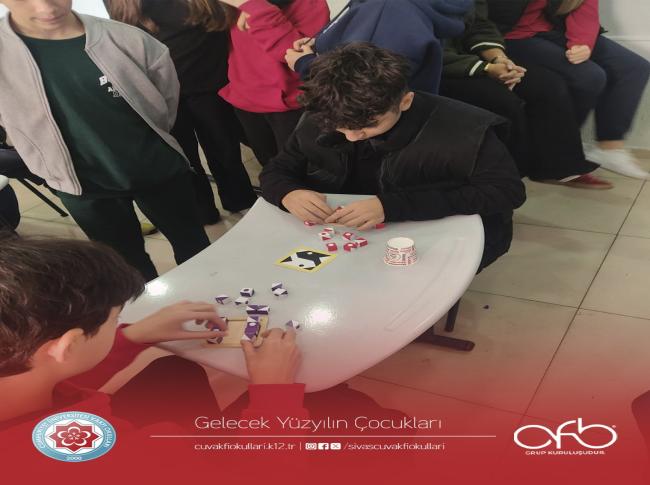 Öğrencilerimizin akademik gelişimlerini, zeka ve hafıza geliştirme teknikleriyle desteklemeyi amaçladığımız Qbitz yarışmamız, kıyasıya bir rekabet ve eğlenceli anlarla sona erdi. görseli