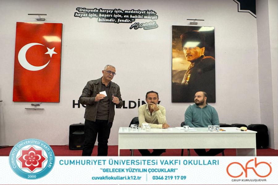 Cumhuriyet Üniversitesi Vakfı Okulları ilkokul kademesinde, okul-aile birliği toplantısı yapılarak kararlar sonuçlandırıldı. Toplantının ardından velilerimiz sınıf ve branş öğretmenleriyle bir araya gelerek verimli bir görüşme gerçekleştirdi. Katılım sağlayan değerli velilerimize teşekkür ederiz.