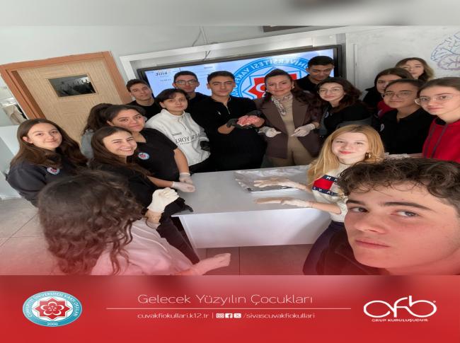 11. Sınıf öğrencilerimiz Biyoloji dersinde görseli