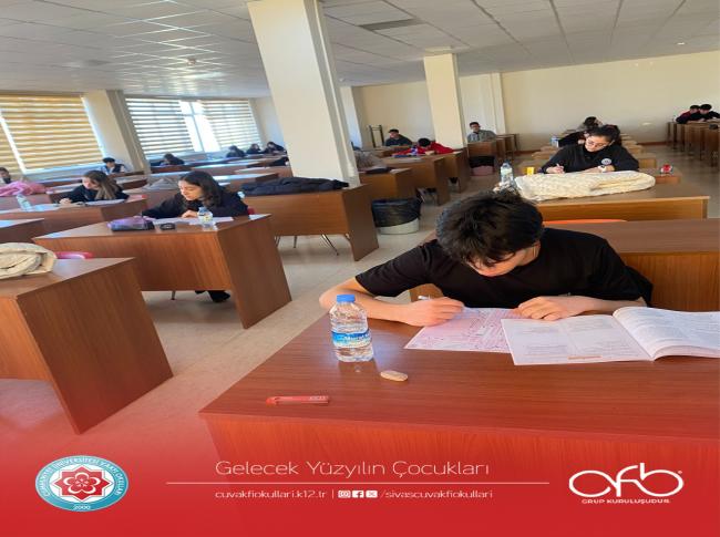 “Gelecek, bugünden hazırlananların yoludur.”  görseli