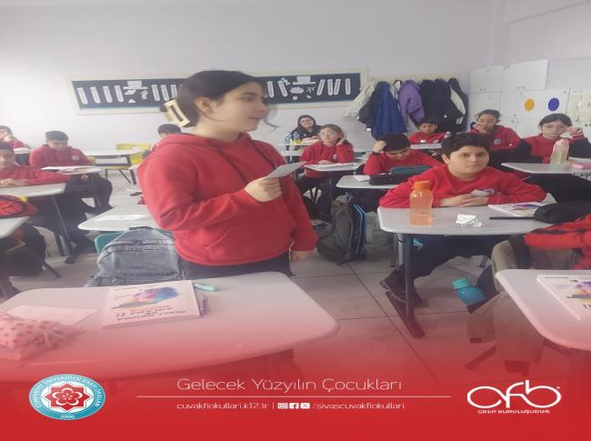 6.sınıf öğrencilerimizle Türkçe dersinde Yabancı Sözcüklere Türkçe Karşılıklar konusunu "Bende/Kimde?" oyunu ile pekiştirdik. görseli
