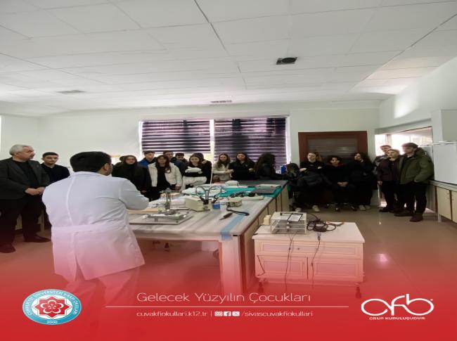 Cumhuriyet Üniversitesi Vakfı Özel Fen Lisesi 11. sınıf öğrencilerimizle görseli
